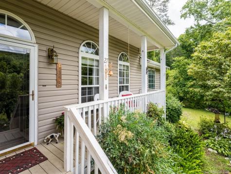 27 Little Knob Road Asheville NC 28803