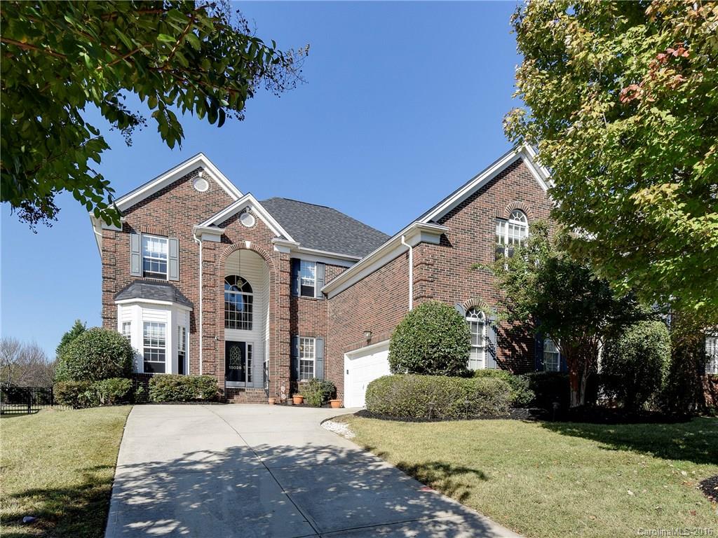 15028 Glenfinnan Drive Charlotte NC 28277
