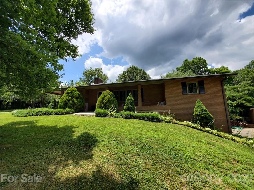 81 Woodstone Drive Marion NC 28752