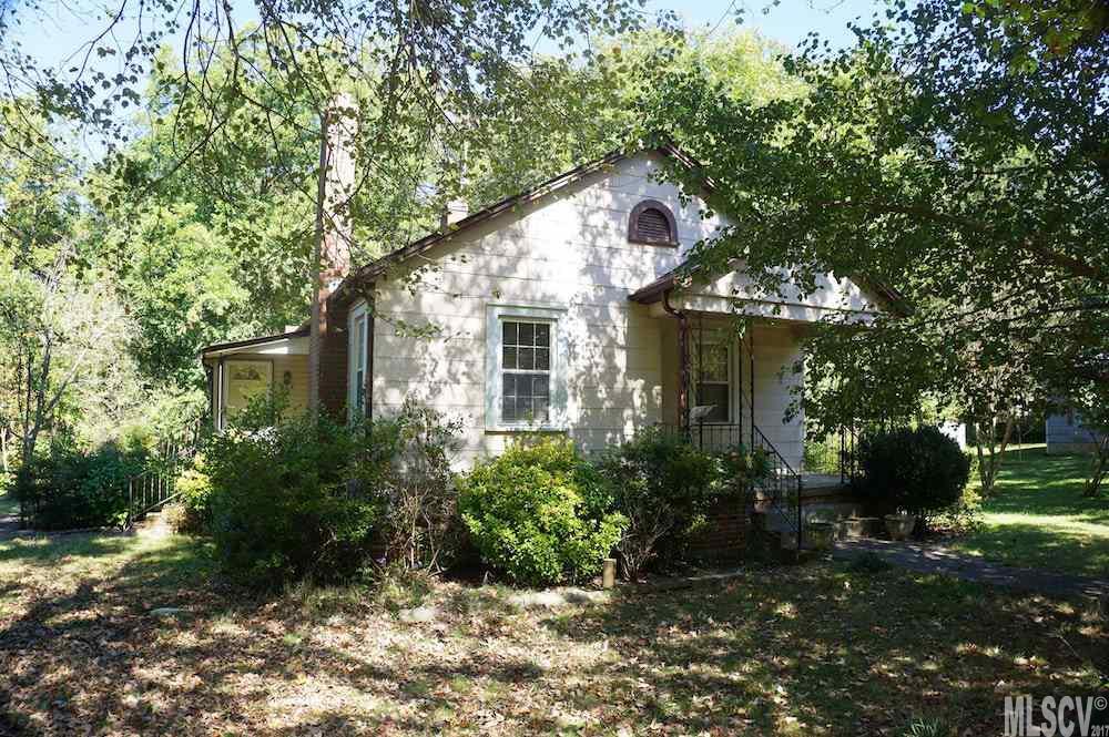 469 13th Avenue NE Hickory NC 28601