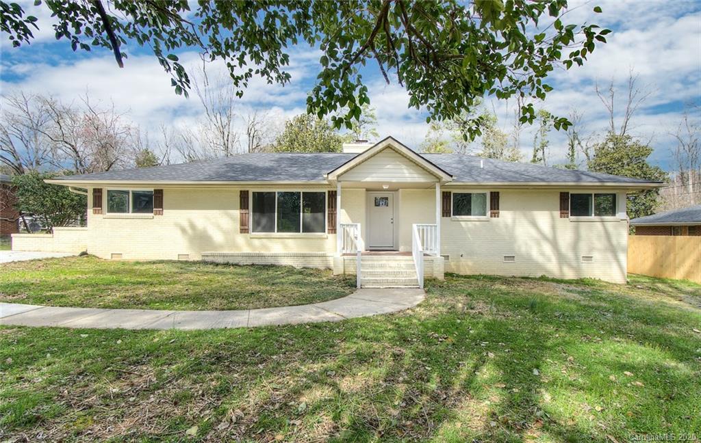 1221 Marlwood Circle Charlotte NC 28227