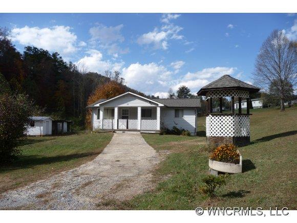 75 Gillespie Drive Leicester NC 28748