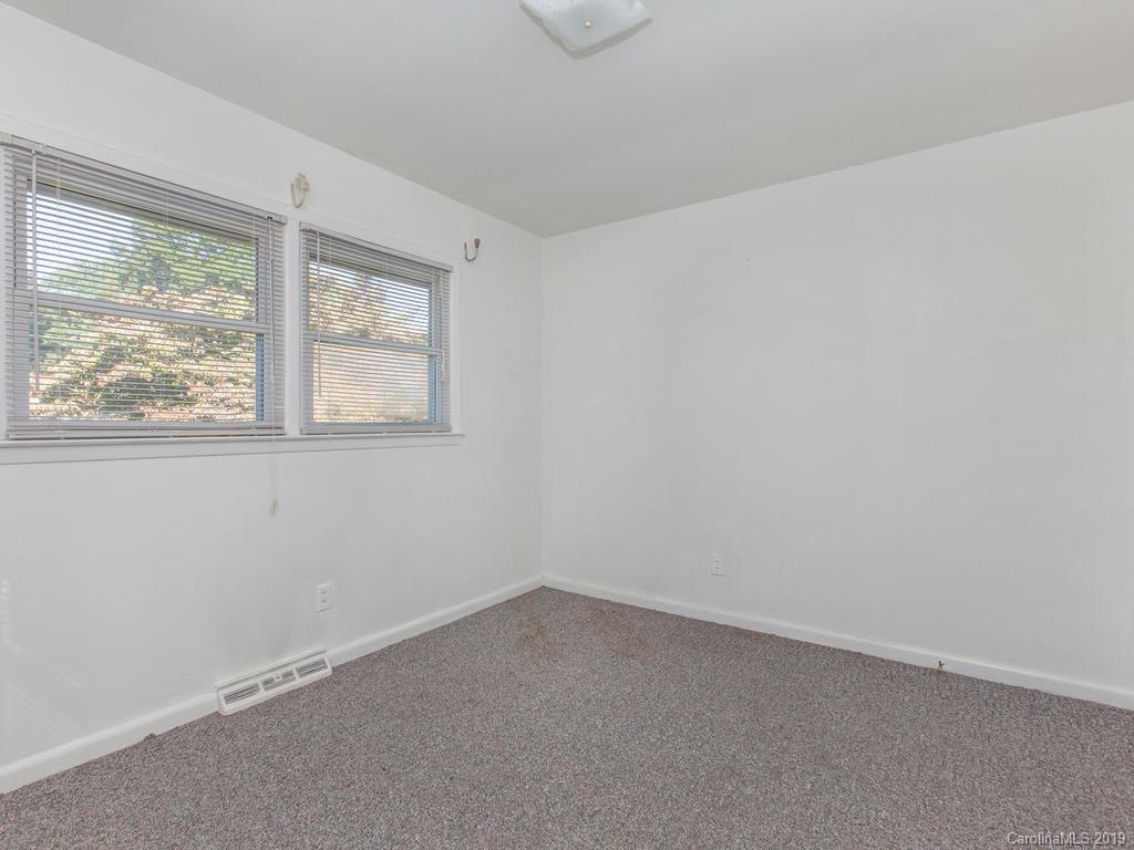 20 Wagon Road Asheville NC 28805