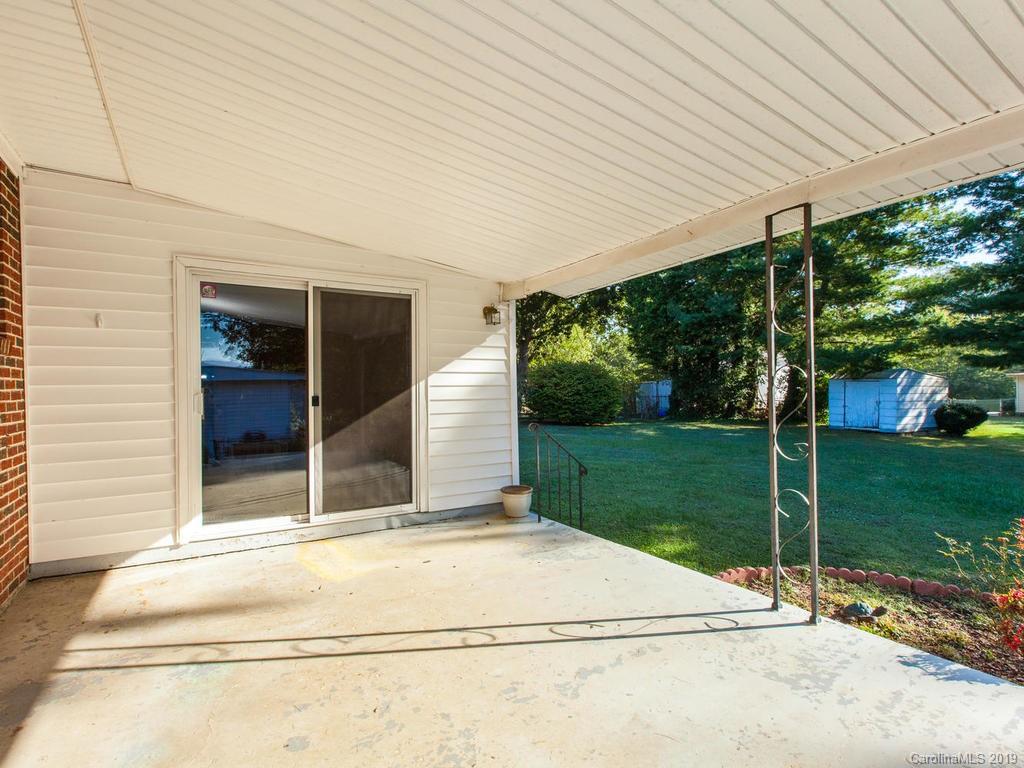 20 Wagon Road Asheville NC 28805
