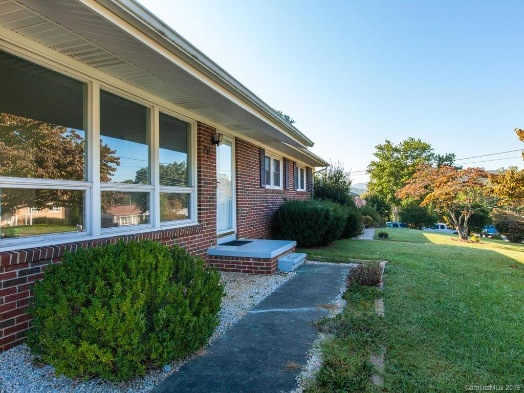 20 Wagon Road Asheville NC 28805