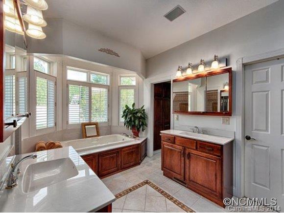 38 Old Lime Kiln Road Arden NC 28704