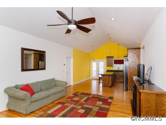 5 Harbeck Drive Weaverville NC 28787