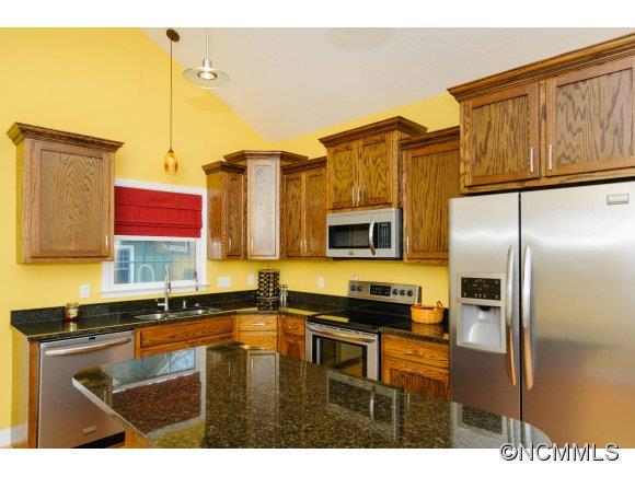 5 Harbeck Drive Weaverville NC 28787