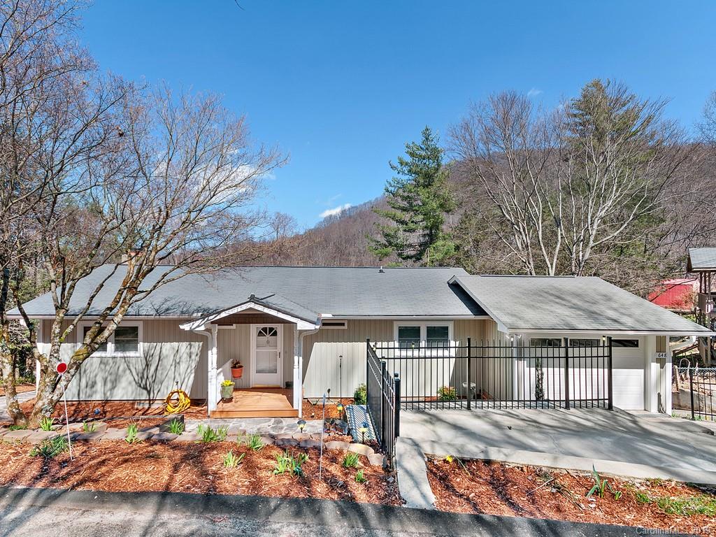 648 Apple Tree Court Waynesville NC 28786