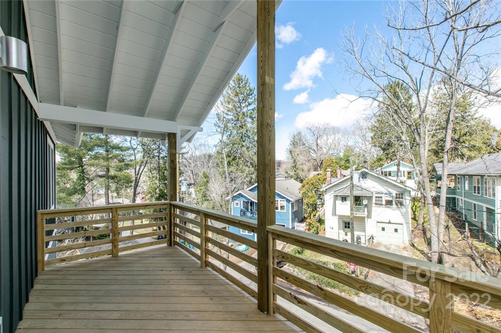 15 Midway Drive Asheville NC 28804
