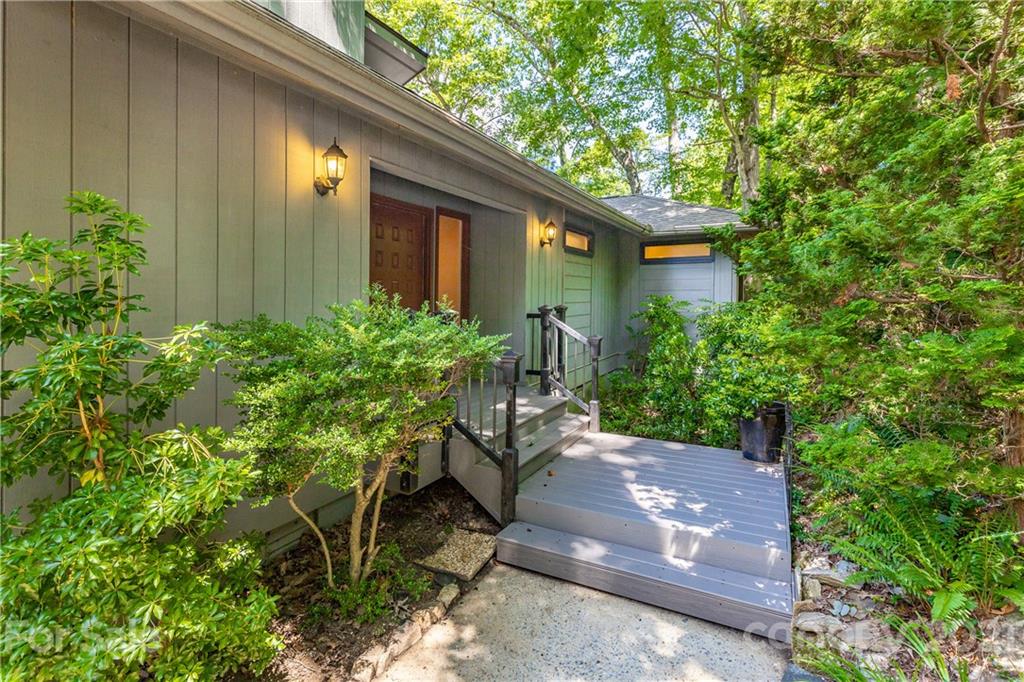 34 Atsadi Court Brevard NC 28712