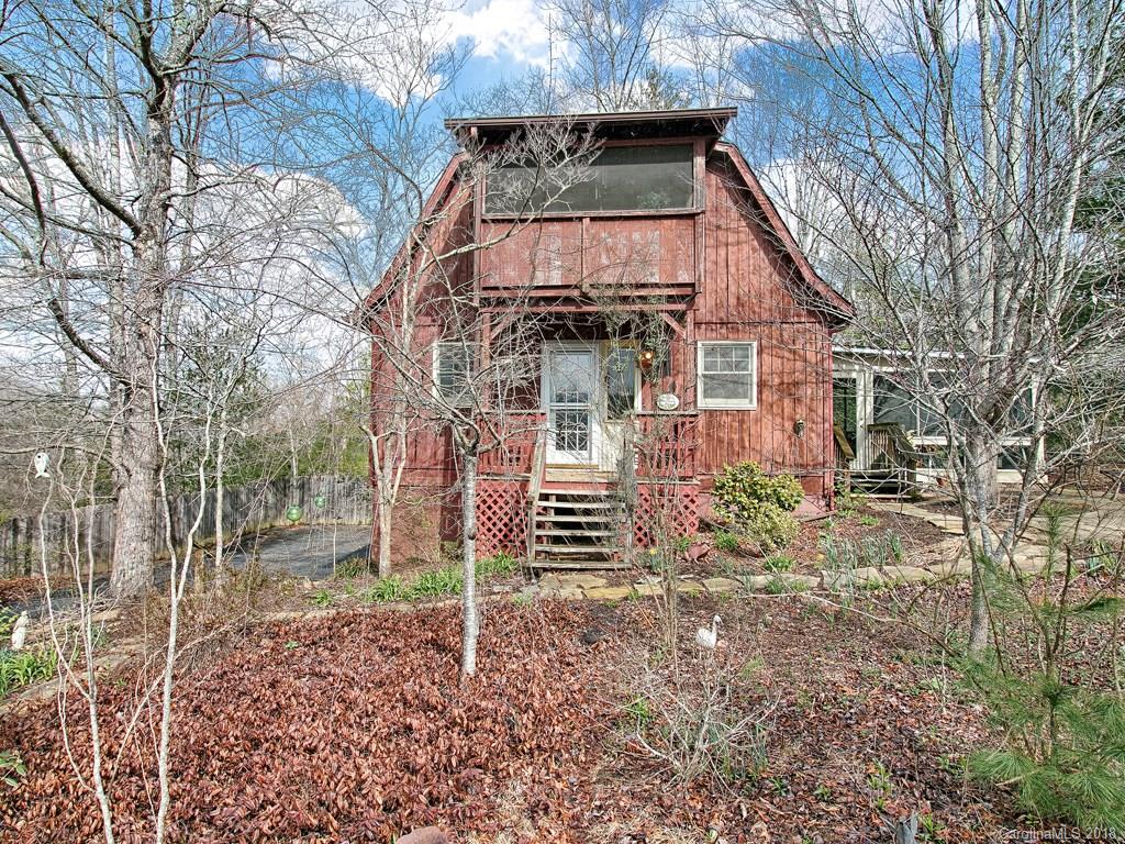 15 Whitaker Circle Fairview NC 28730