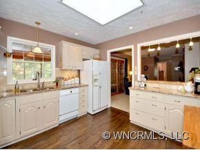 95 Black Oak Drive Asheville NC 28804