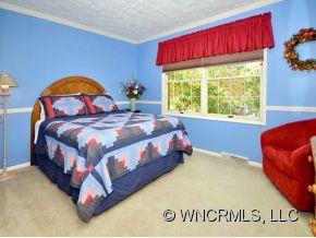 95 Black Oak Drive Asheville NC 28804