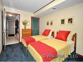 95 Black Oak Drive Asheville NC 28804
