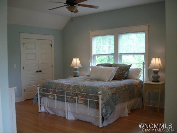 12 Jackson Park Lane Asheville NC 28804