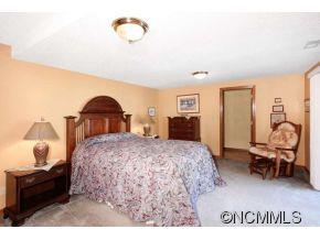 10 Zachary Ridge Road Asheville NC 28804