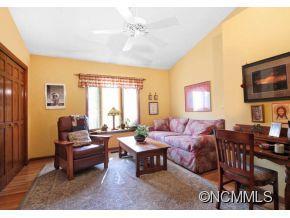 10 Zachary Ridge Road Asheville NC 28804
