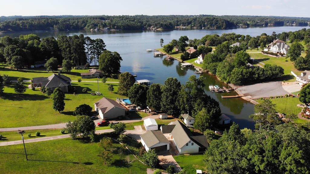 70 Shoreline Drive Taylorsville NC 28681