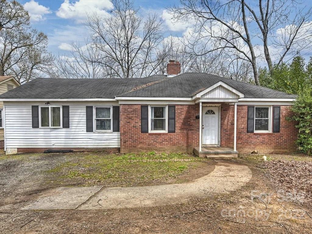 2429 Remount Road Charlotte NC 28208