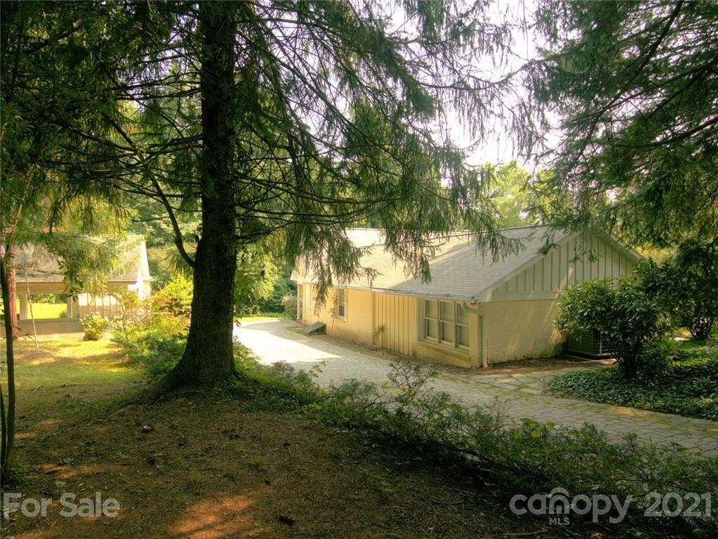 224 Woodfield Inn Drive Flat Rock NC 28731