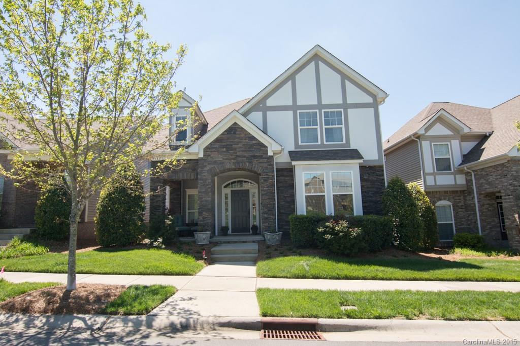 9712 Skybluff Circle Huntersville NC 28078