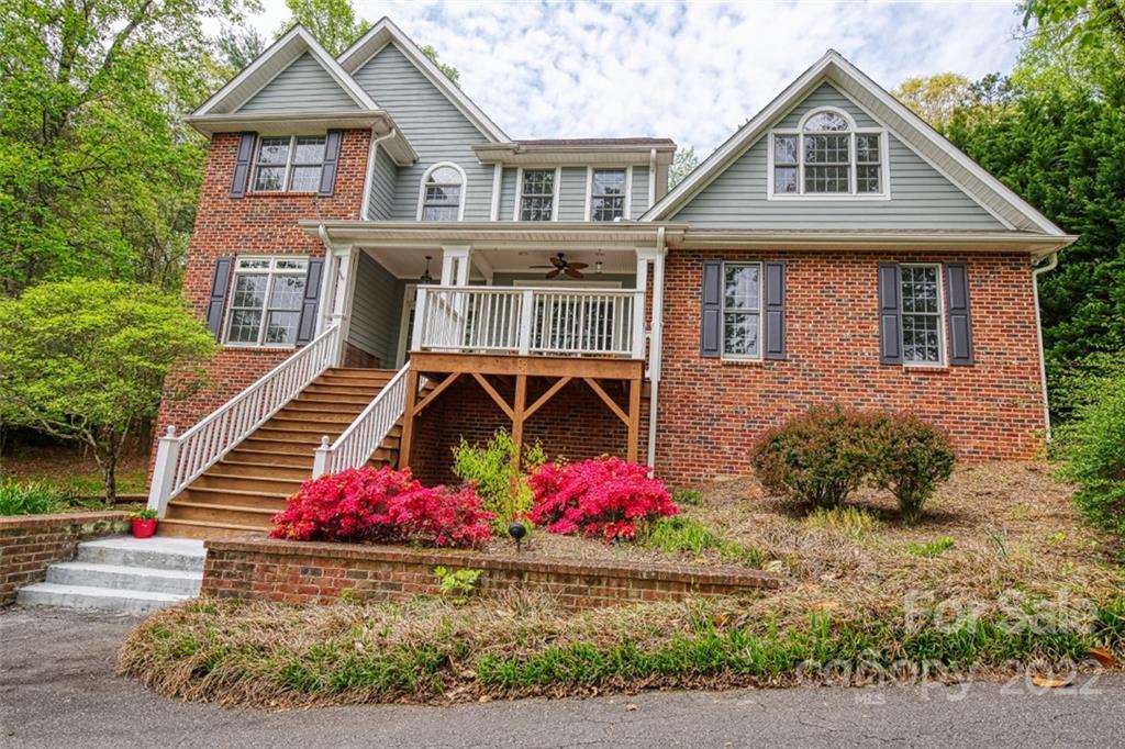 107 Windgate Place Asheville NC 28805