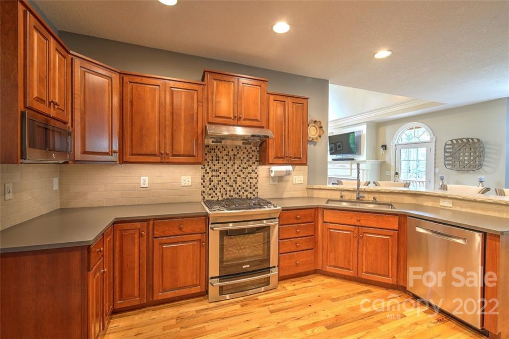 107 Windgate Place Asheville NC 28805