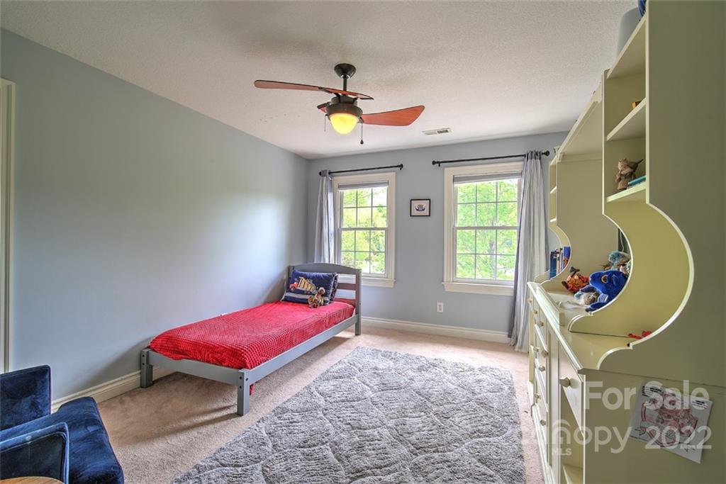 107 Windgate Place Asheville NC 28805