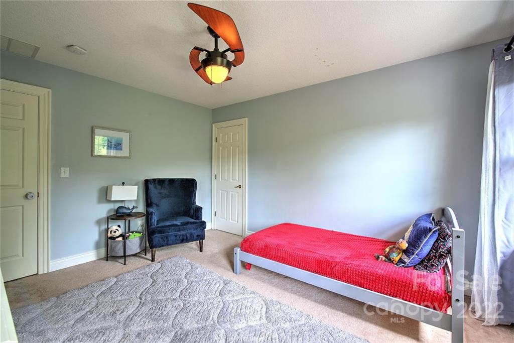107 Windgate Place Asheville NC 28805