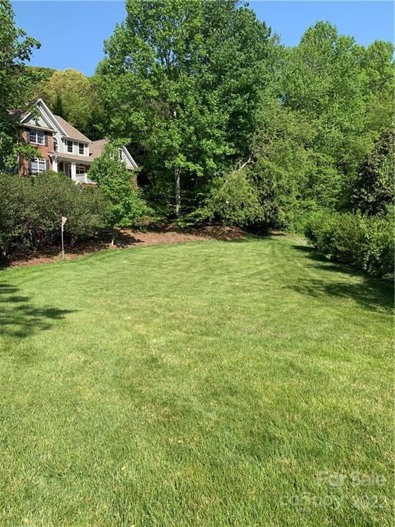 107 Windgate Place Asheville NC 28805