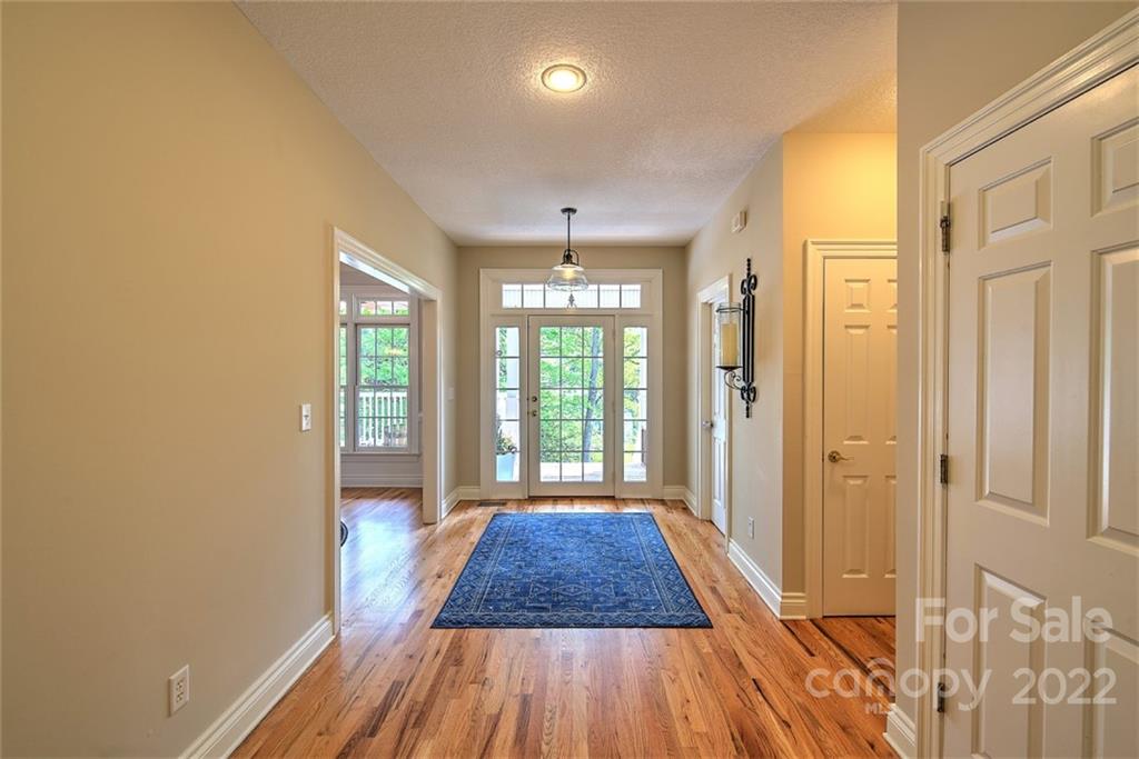 107 Windgate Place Asheville NC 28805
