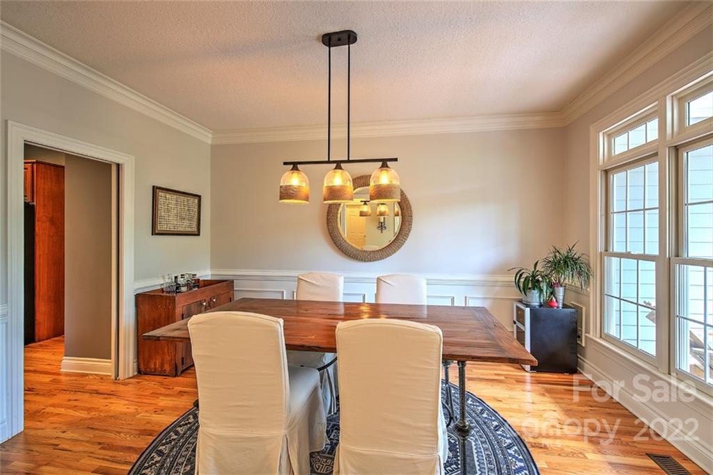 107 Windgate Place Asheville NC 28805