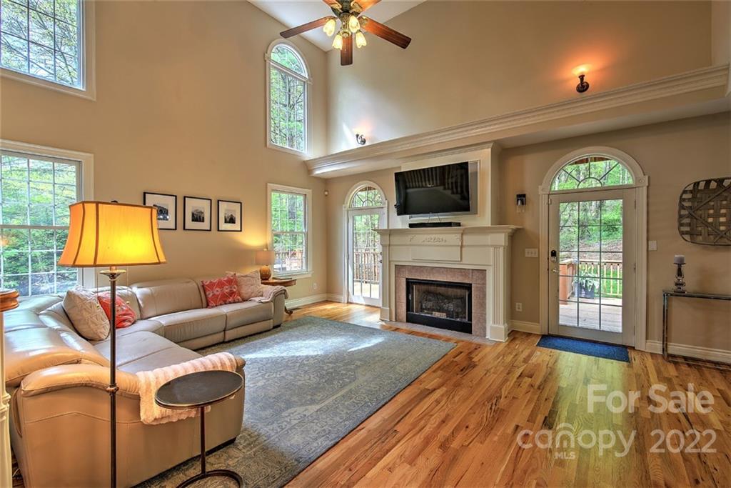 107 Windgate Place Asheville NC 28805