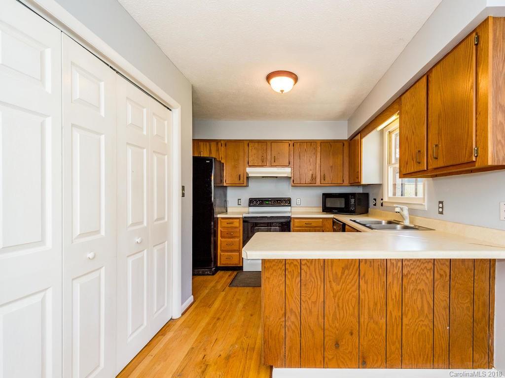 59 Singing Pines Drive Candler NC 28715