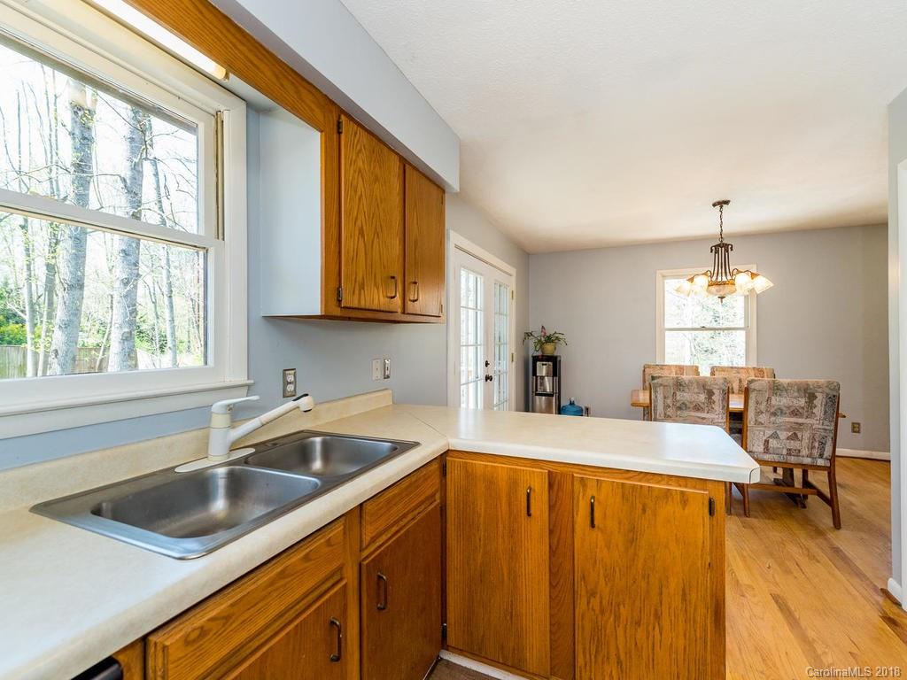 59 Singing Pines Drive Candler NC 28715