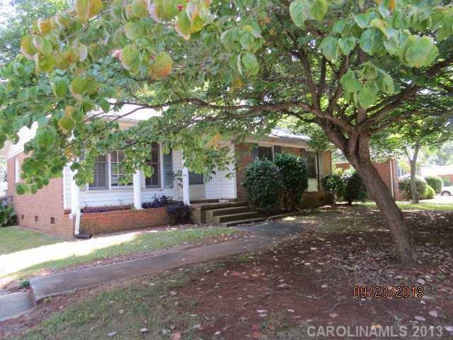 6937 Thorncliff Drive Charlotte NC 28210