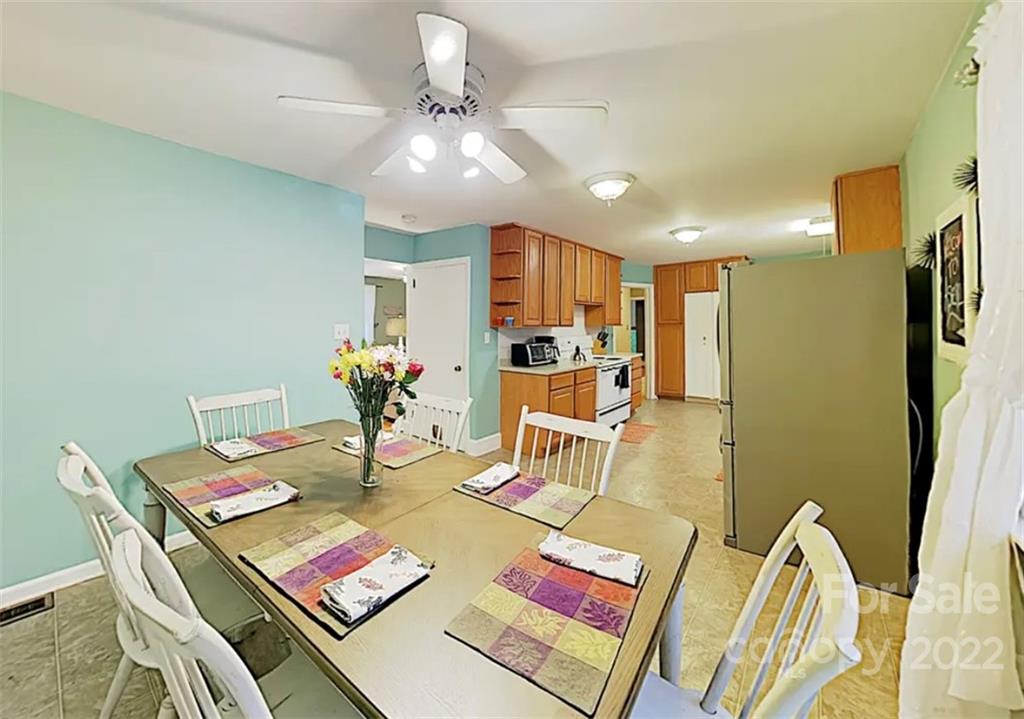 2338 Riceville Road Asheville NC 28805