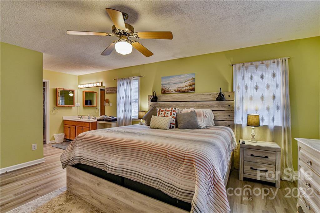 2338 Riceville Road Asheville NC 28805