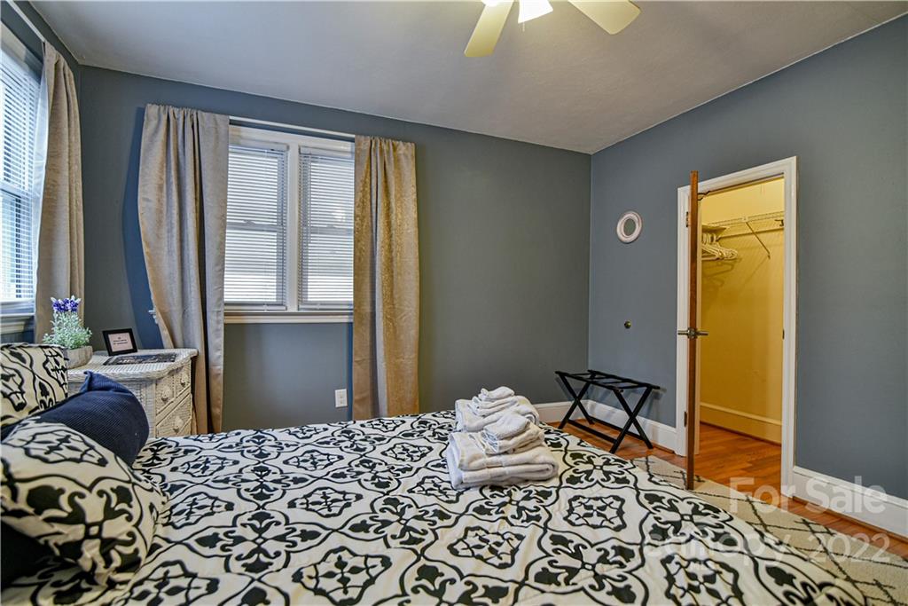 2338 Riceville Road Asheville NC 28805