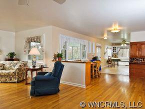 206 Woodland Drive Swannanoa NC 28778