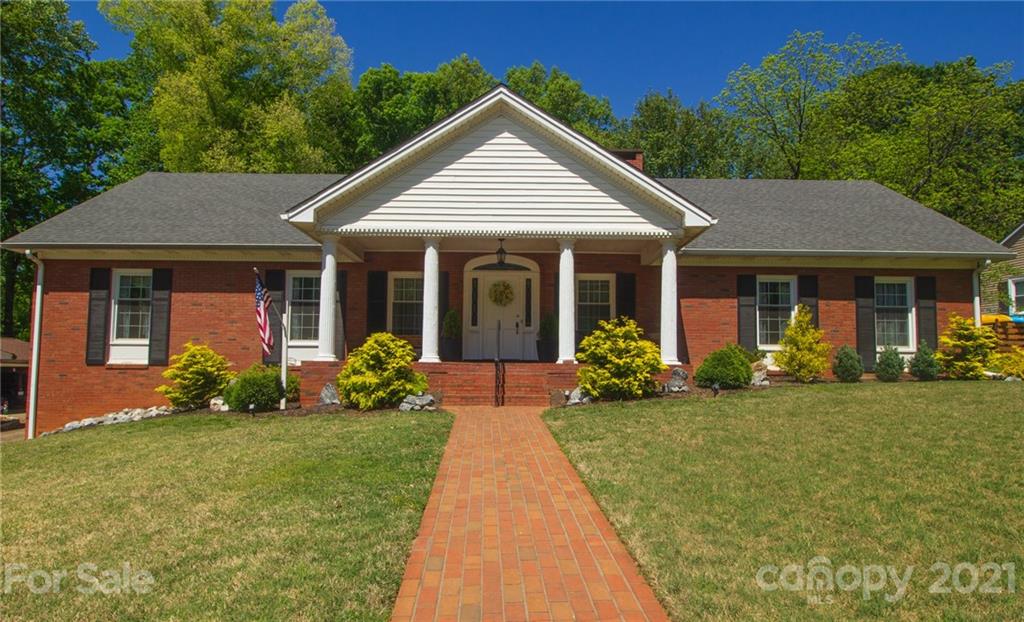 805 Forest Hill Drive Shelby NC 28150