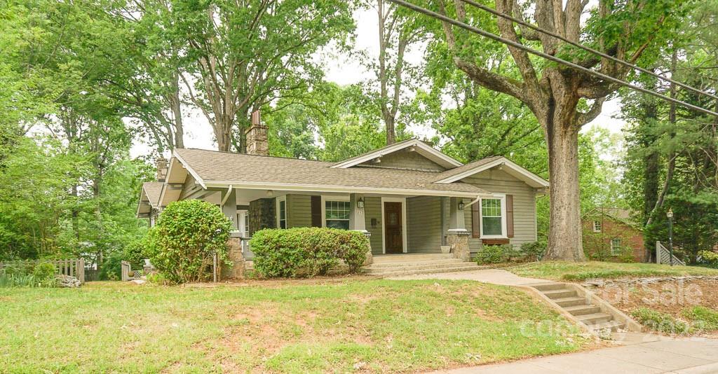 1113 8th Street NE Hickory NC 28601