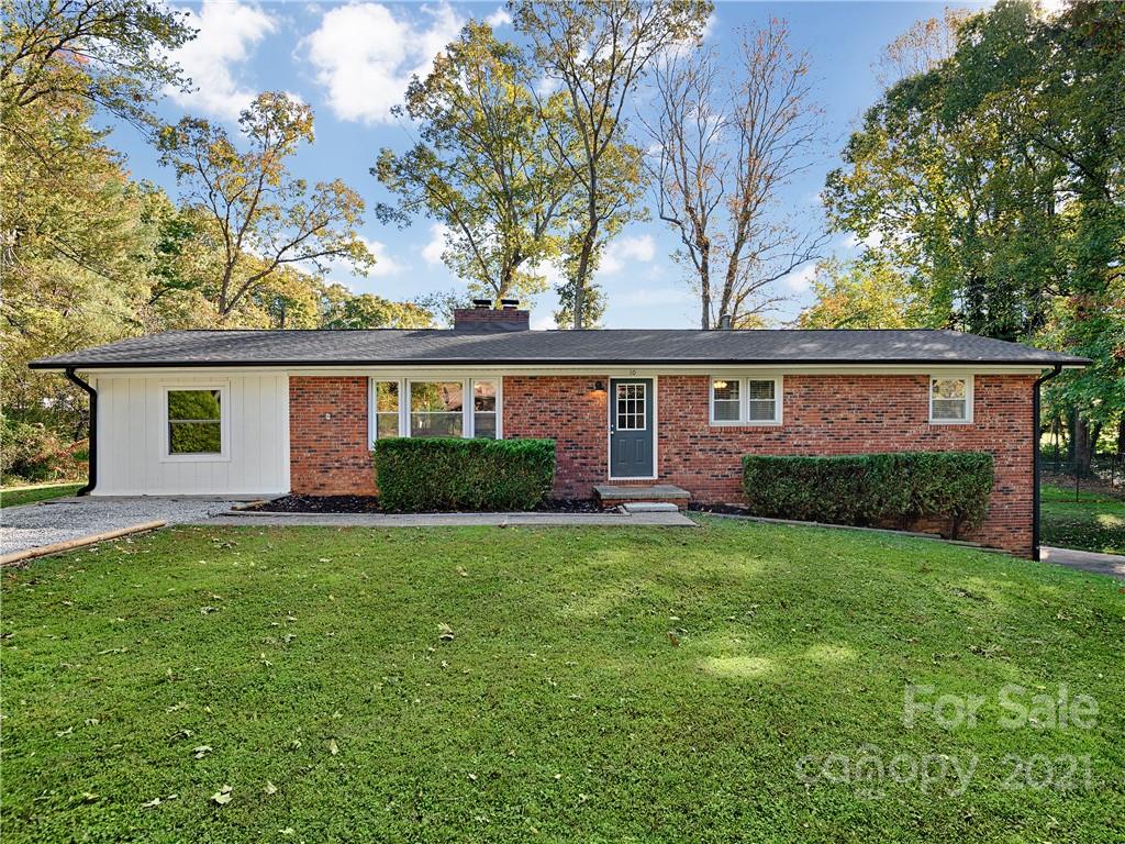 10 N Hudson Lane Fletcher NC 28732