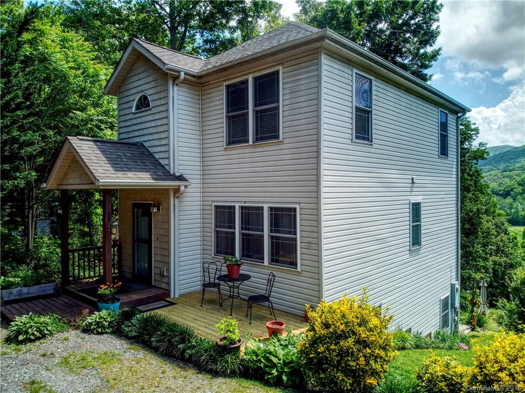 2 Gabrielle Lane Asheville NC 28805
