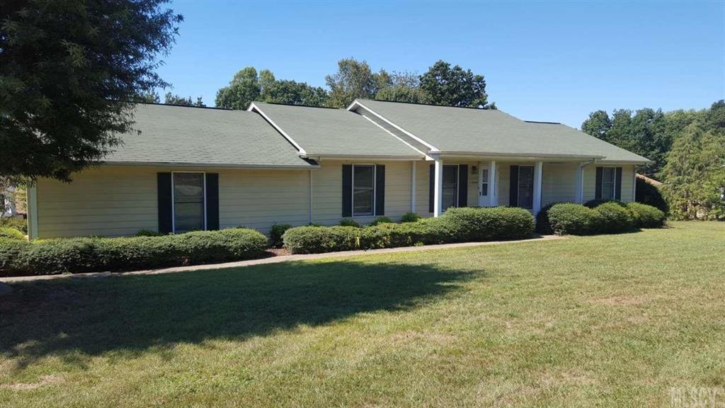 5584 Claridge Drive Hickory NC 28602