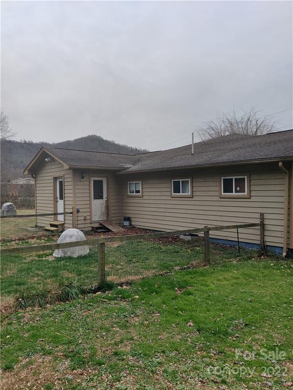 903 Middlefork Road Brevard NC 28712