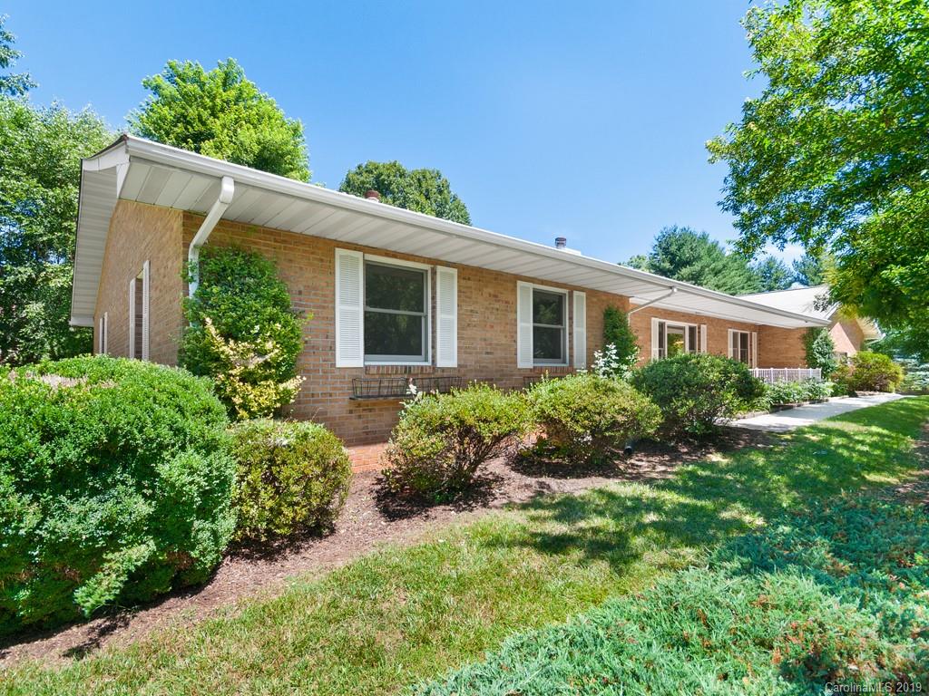 4 Shackleford Court Asheville NC 28806