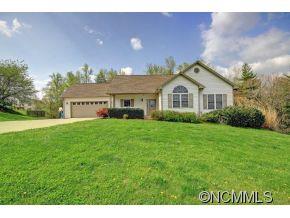 11 Autumn Hills Drive Weaverville NC 28787