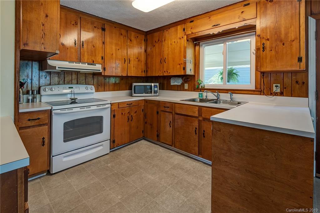 80 Middlemont Avenue Asheville NC 28806